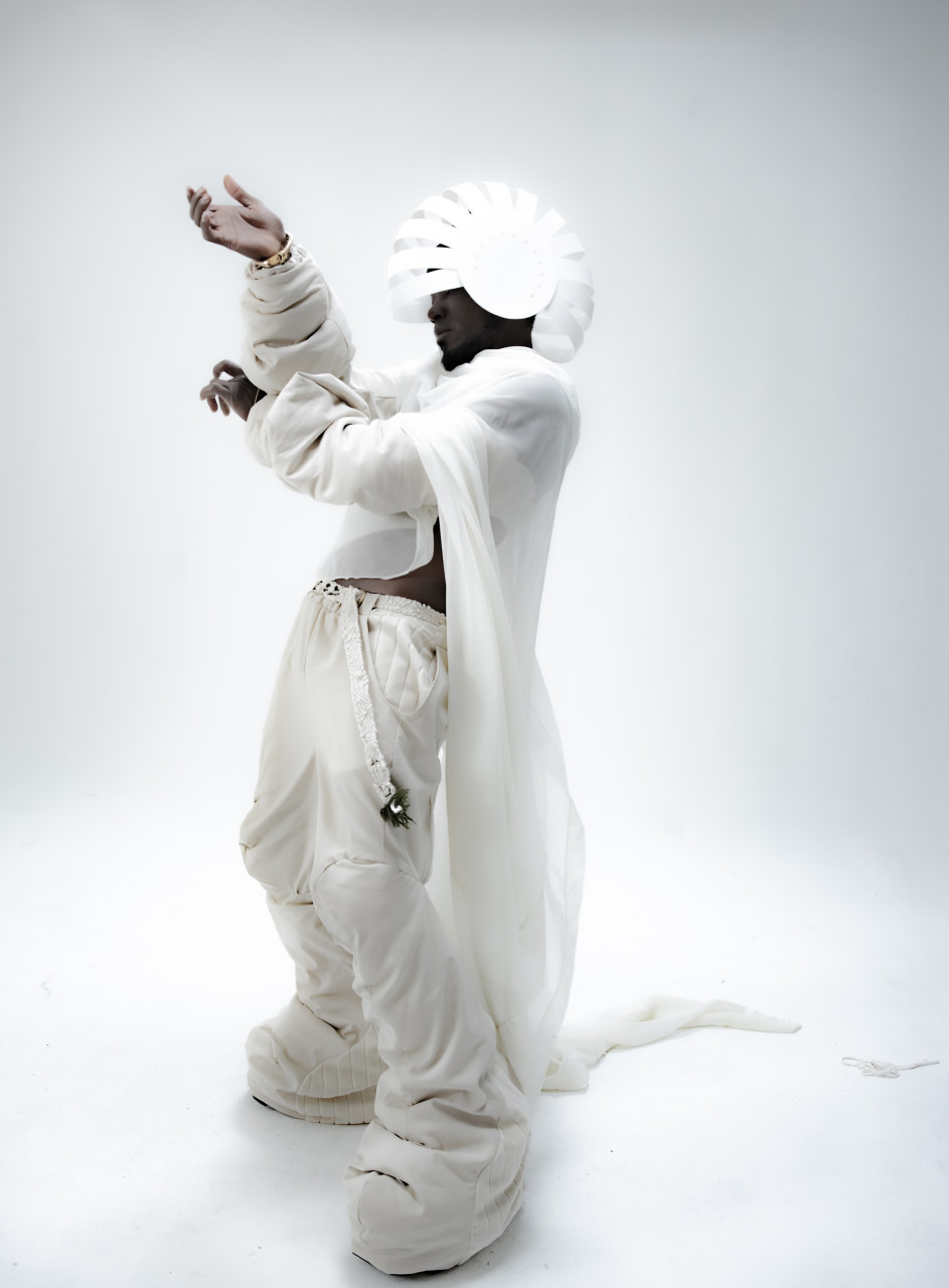 Afrotronix MAIN PRESS